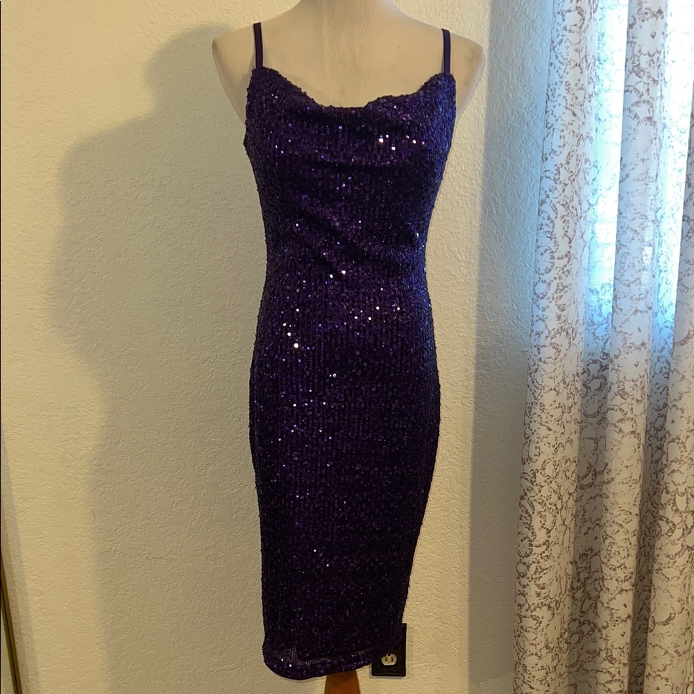 Like new purple sequin bodycon dress